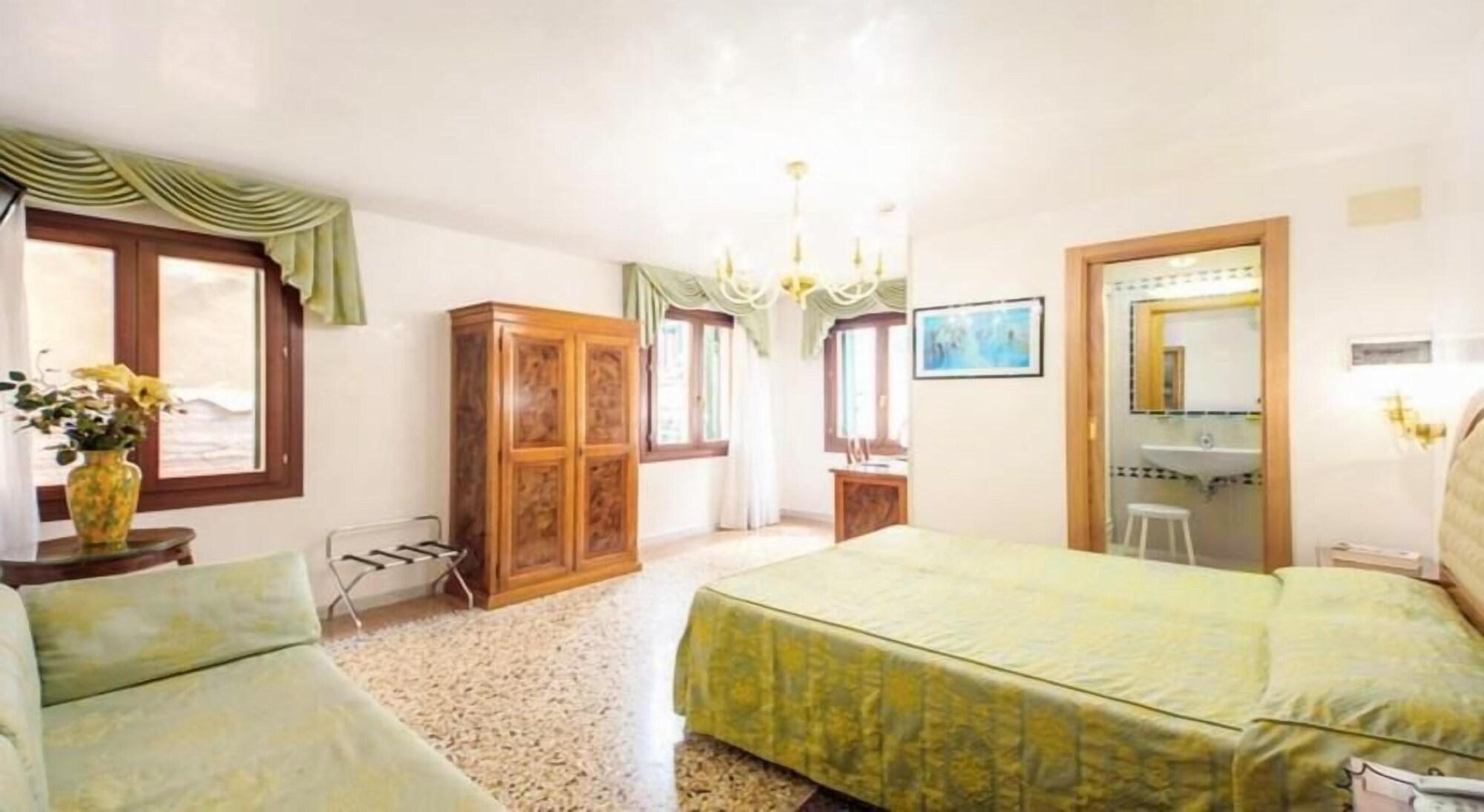 Antica Casa Carettoni Ξενοδοχείο Βενετία Εξωτερικό φωτογραφία