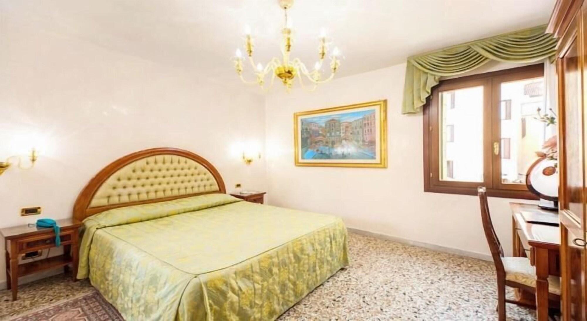 Antica Casa Carettoni Ξενοδοχείο Βενετία Εξωτερικό φωτογραφία