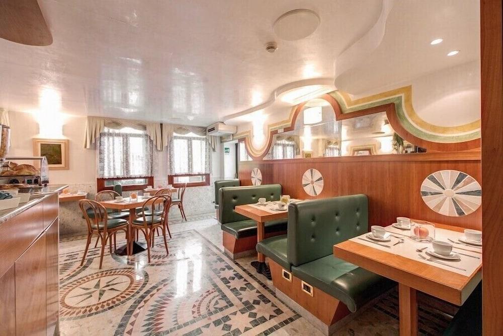 Antica Casa Carettoni Ξενοδοχείο Βενετία Εξωτερικό φωτογραφία