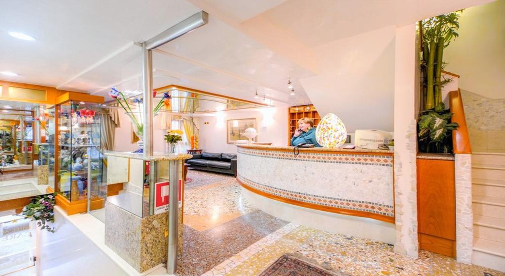 Antica Casa Carettoni Ξενοδοχείο Βενετία Εξωτερικό φωτογραφία