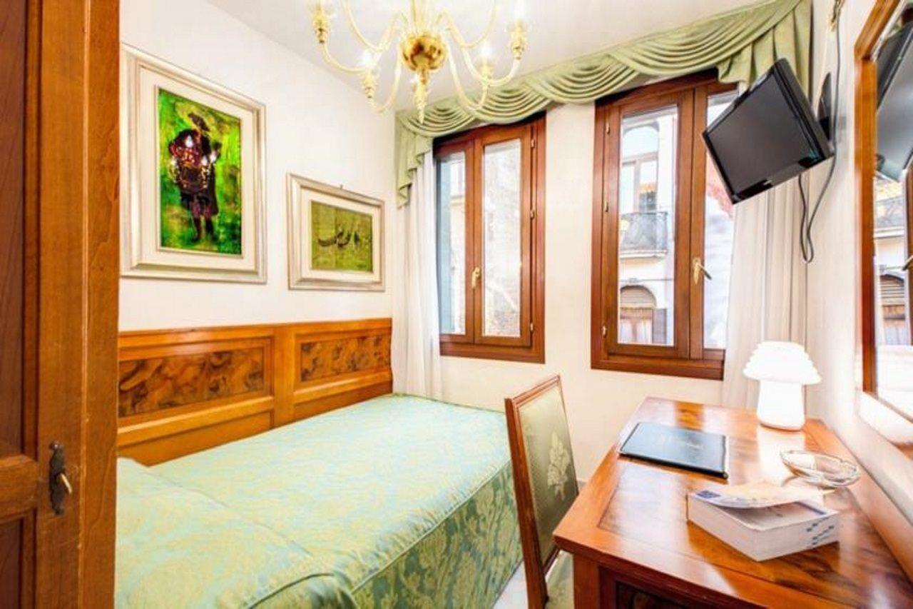 Antica Casa Carettoni Ξενοδοχείο Βενετία Εξωτερικό φωτογραφία