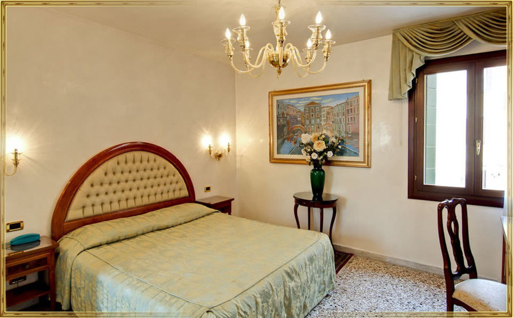 Antica Casa Carettoni Ξενοδοχείο Βενετία Εξωτερικό φωτογραφία